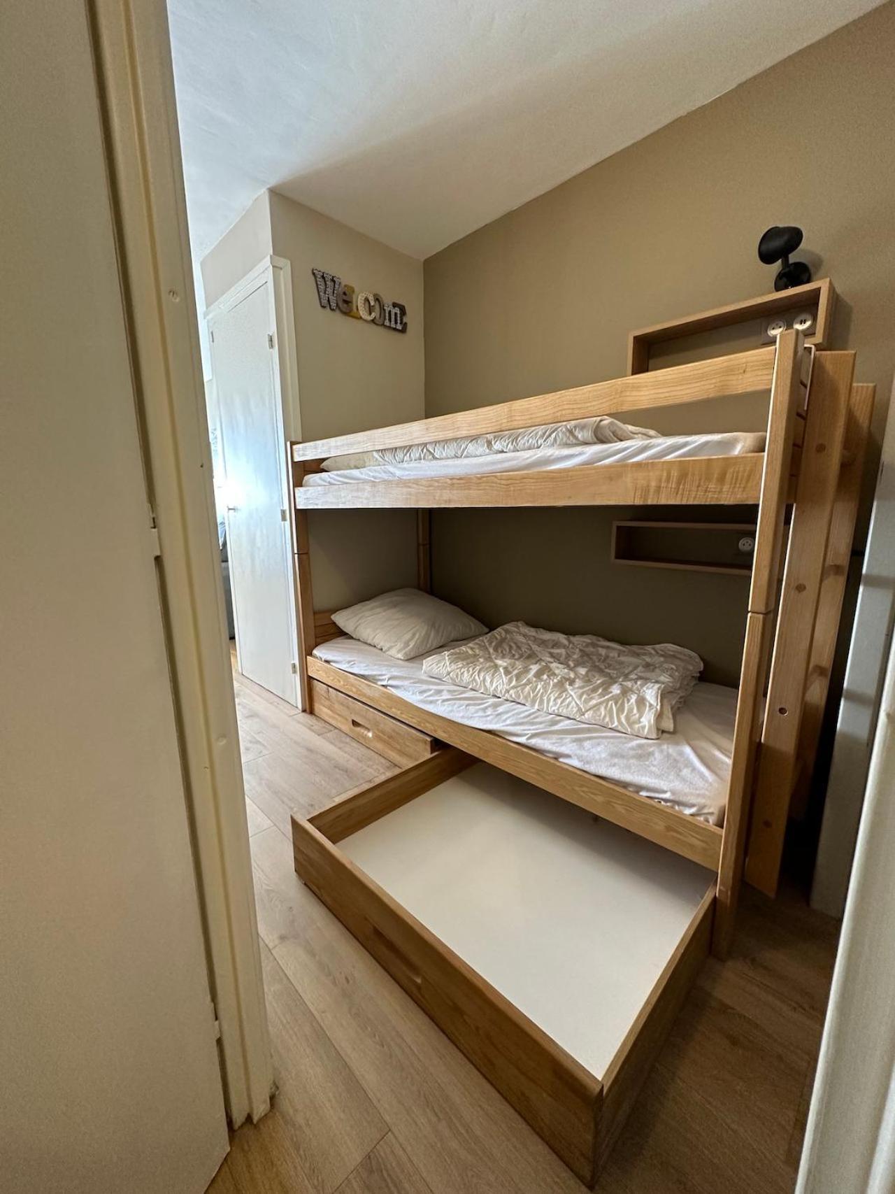 Studio Les Chalmettes 4 Personnes Au Pied Des Pistes Wifi - Balcon - Parking Montgenevre Exterior photo